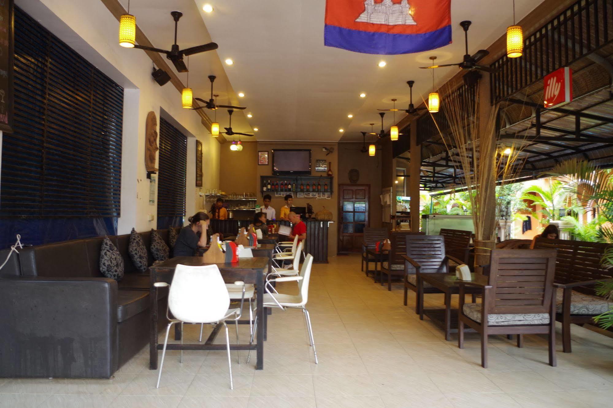 Apex Koh Kong Hotel Экстерьер фото